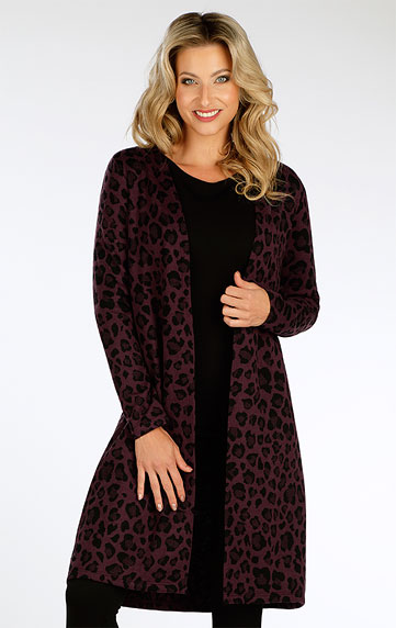 Cardigan damsky s dlhým rukávom.